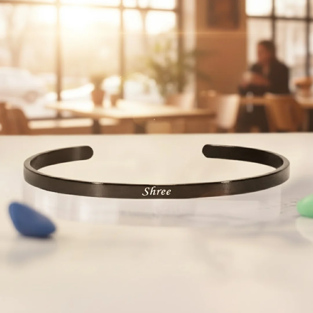 MH Decors Unique Men’s Metal Bracelet – Customizable with Name or Text